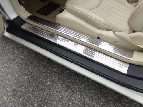Used 2009 Mercedes-Benz SL 550 image 27