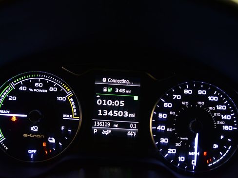 Used 2016 Audi A3 e-tron Premium Plus w/ Premium Plus Package image 15