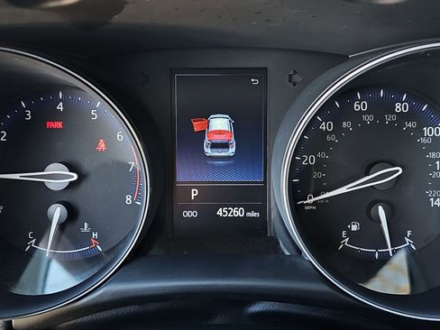 Used 2021 Toyota C-HR Limited image 18