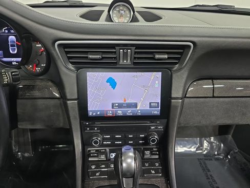 Certified 2019 Porsche 911 Targa 4 GTS AWD/4WD image 16