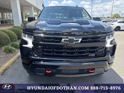 Used 2025 Chevrolet Silverado 1500 LT Trail Boss w/ Convenience Package II AWD/4WD image 14