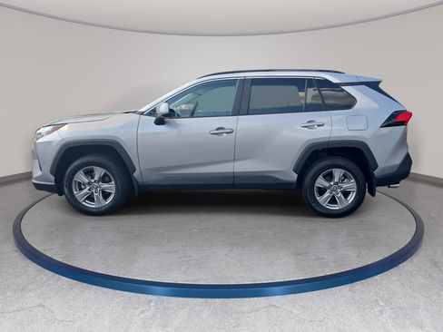 Used 2024 Toyota RAV4 XLE FWD image 8