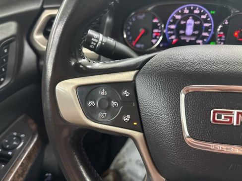 Used 2020 GMC Acadia Denali w/ Denali Ultimate Package image 35