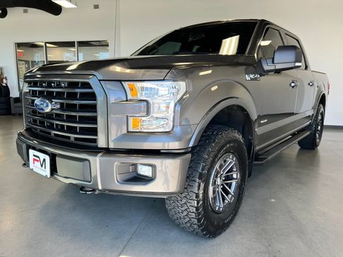 Used 2015 Ford F150 XLT w/ Equipment Group 302A Luxury AWD/4WD image 3