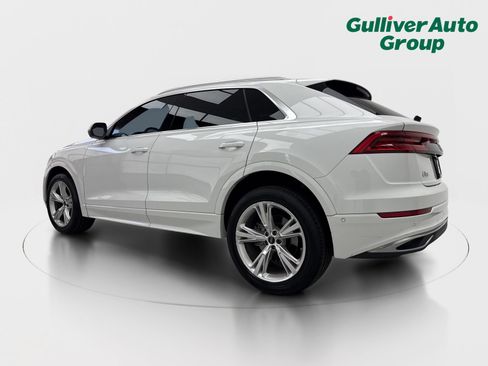 Used 2023 Audi Q8 Premium w/ Convenience Package AWD/4WD image 4