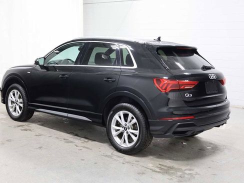 Used 2023 Audi Q3 2.0T Premium Plus w/ Premium Plus Package image 3
