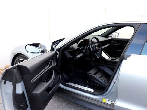 Used 2020 Porsche Taycan 4S image 2