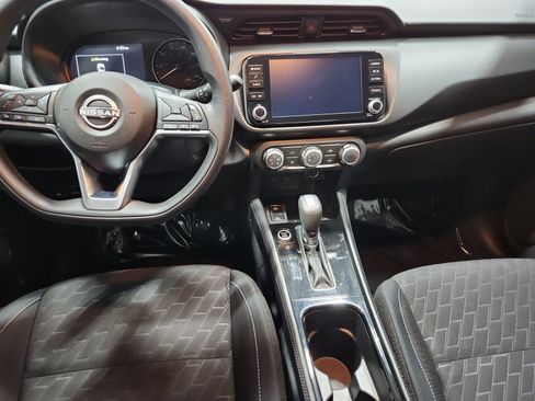 Used 2024 Nissan Kicks SV FWD image 11