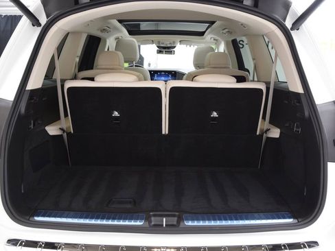 Used 2026 Mercedes-Benz GLS 450 4MATIC image 28