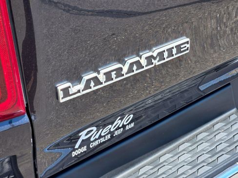 Used 2019 RAM 1500 Laramie AWD/4WD image 12
