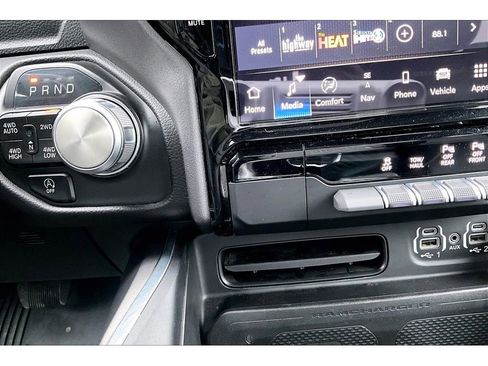 Certified 2023 RAM 1500 Laramie image 30