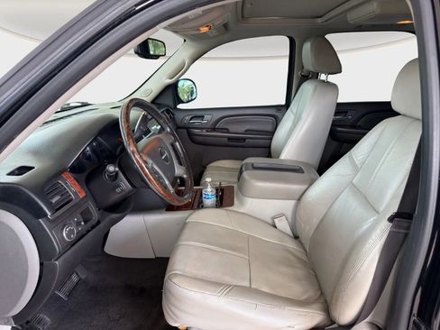 Used 2013 GMC Yukon Denali image 8