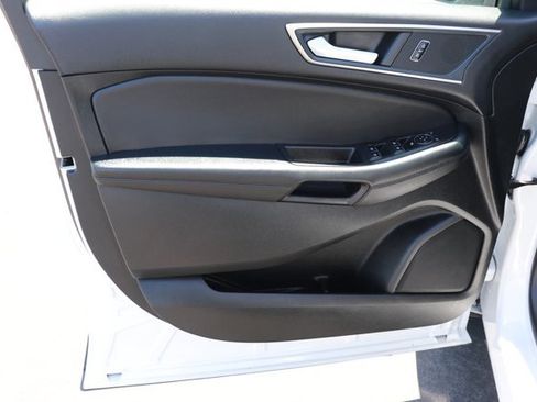 Used 2024 Ford Edge SEL AWD/4WD image 10
