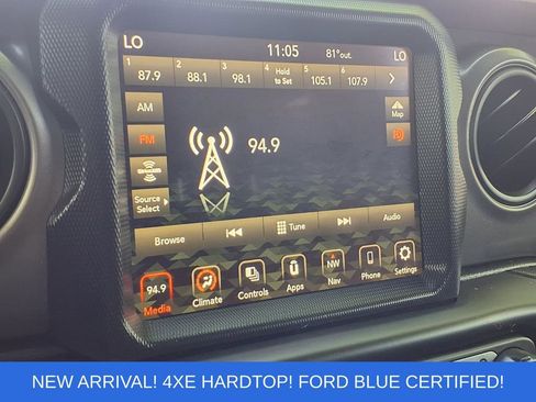 Used 2023 Jeep Wrangler Unlimited AWD/4WD image 11