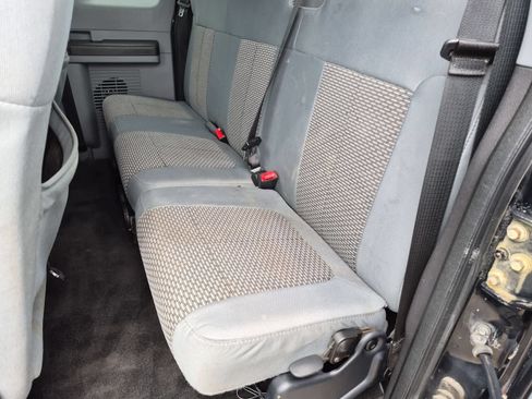 Used 2015 Ford F250 XLT w/ Snow Plow Prep Package AWD/4WD image 19