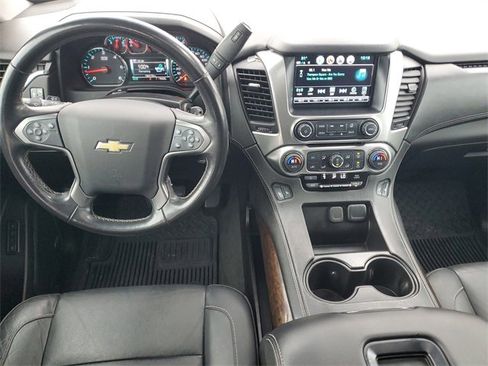 Certified 2019 Chevrolet Suburban LT image 13