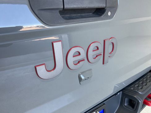 Used 2021 Jeep Gladiator Rubicon w/ Trailer Tow Package image 25