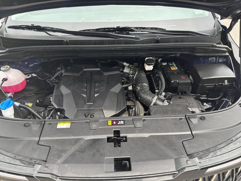 Used 2026 Kia Carnival FWD image 34