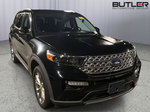 Used 2022 Ford Explorer Limited w/ Equipment Group 301A AWD/4WD image 5