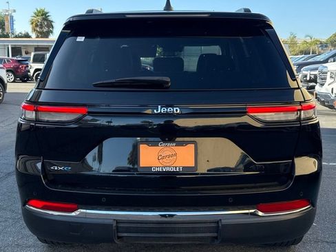 Used 2023 Jeep Grand Cherokee 4WD 4xe image 4