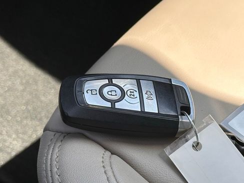 Used 2024 Ford Ranger Lariat image 34