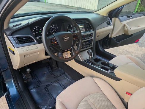 Used 2017 Hyundai Sonata SE FWD image 16