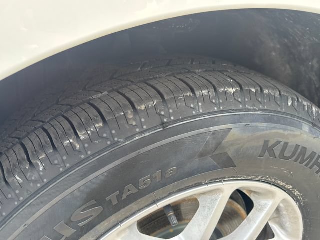 Used 2023 Chrysler Voyager LX FWD image 4