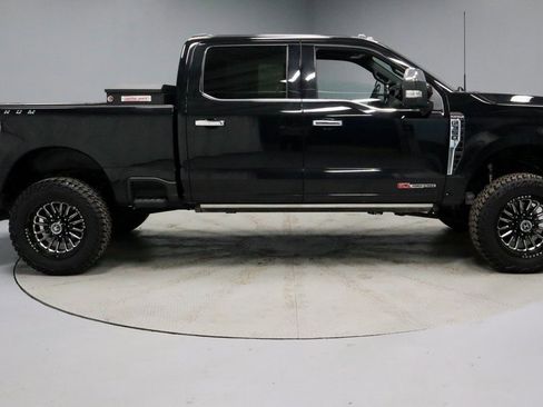 Used 2024 Ford F350 Platinum image 12