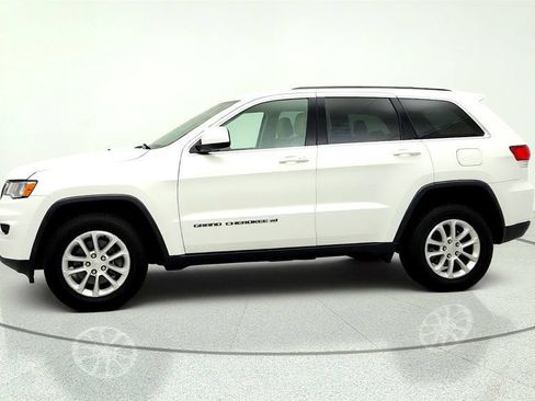 Used 2022 Jeep Grand Cherokee Laredo E AWD/4WD image 8