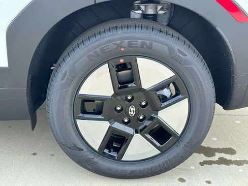 New 2026 Hyundai Santa Fe SEL FWD image 5