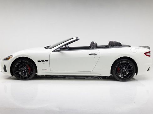 Used 2019 Maserati GranTurismo Sport image 13