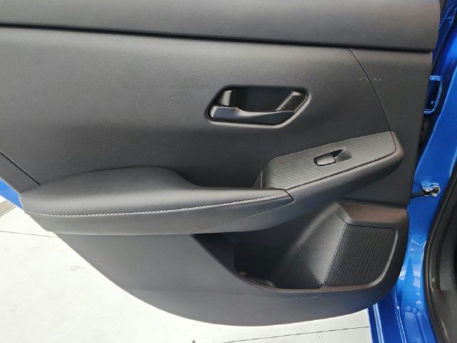 Used 2025 Nissan Sentra SV FWD image 34