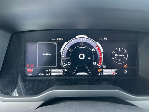 New 2026 Toyota Tundra Limited AWD/4WD image 9