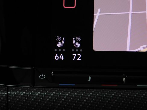 Used 2024 Volkswagen Golf R AWD/4WD image 42