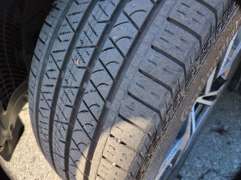 Certified 2024 BMW X7 xDrive40i w/ Executive Package image 12