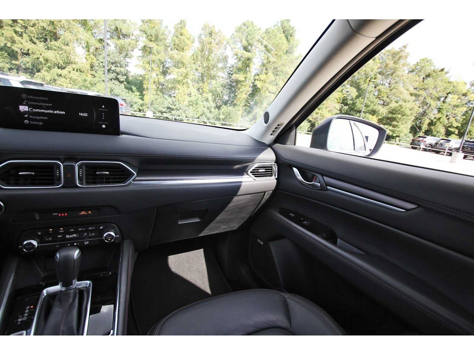 Used 2025 MAZDA CX-5 Carbon Edition AWD/4WD image 8