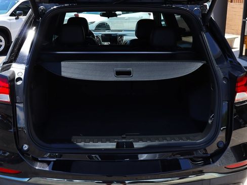 Used 2022 Chevrolet Equinox RS w/ RS Leather Package FWD image 24