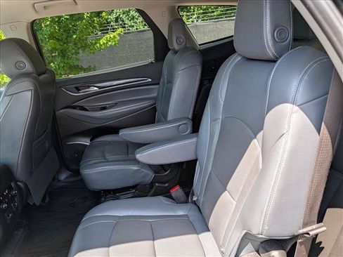 Used 2018 Buick Enclave Essence w/ Trailering Package FWD image 25
