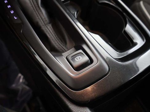 Used 2022 Chevrolet TrailBlazer LT w/ Confidence II Package FWD image 47