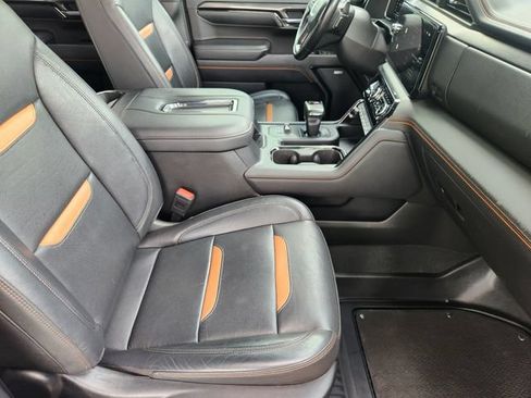 Used 2022 GMC Sierra 1500 AT4 w/ AT4 Premium Package AWD/4WD image 13