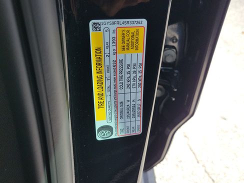 Used 2025 Cadillac Escalade Sport w/ Touring Package AWD/4WD image 31