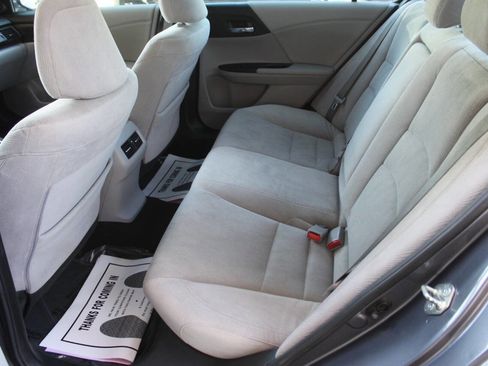 Used 2015 Honda Accord EX image 14