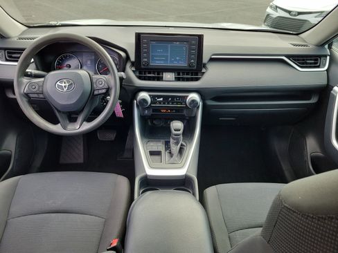 Used 2019 Toyota RAV4 LE image 15