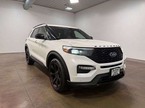 Used 2021 Ford Explorer ST w/ ST Street Pack AWD/4WD image 30
