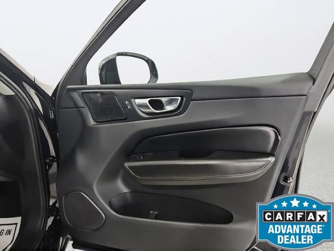 Used 2023 Volvo XC60 B5 Plus FWD image 27