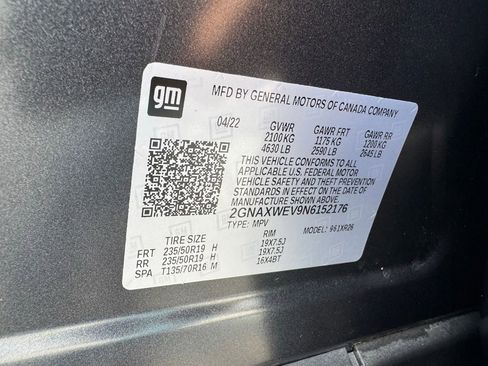 Used 2022 Chevrolet Equinox RS w/ RS Leather Package image 35