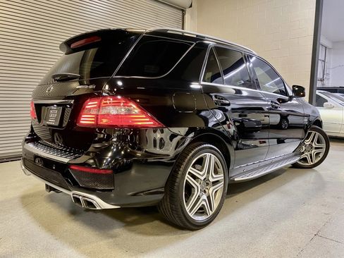 Used 2014 Mercedes-Benz ML 63 AMG 4MATIC image 13