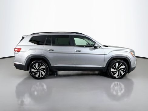 Used 2026 Volkswagen Atlas SE AWD/4WD image 11