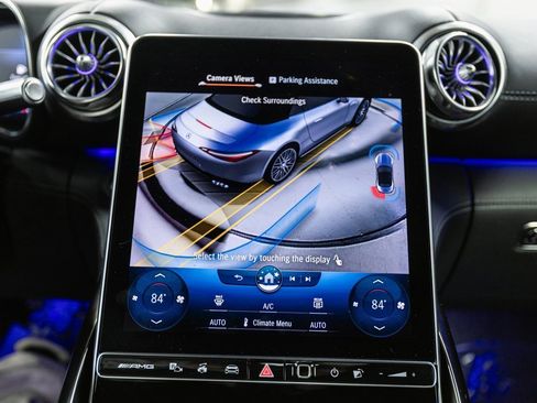 Used 2022 Mercedes-Benz SL 55 AMG 4MATIC w/ Driver Assistance Package image 22