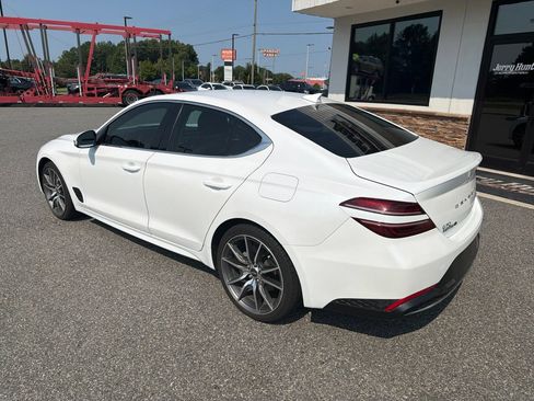 Used 2023 Genesis G70 2.0T AWD/4WD image 7